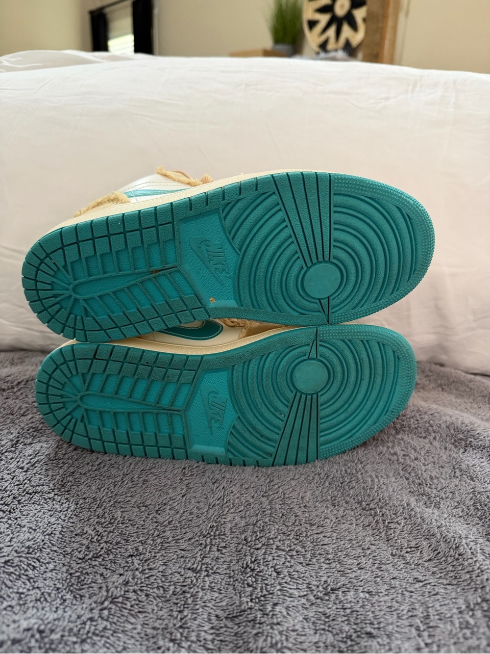 Jordan 1 Low SE “Wave” (Sesame/Dusty Cactus) Women’s Size 7.5 - Picture 7 of 11